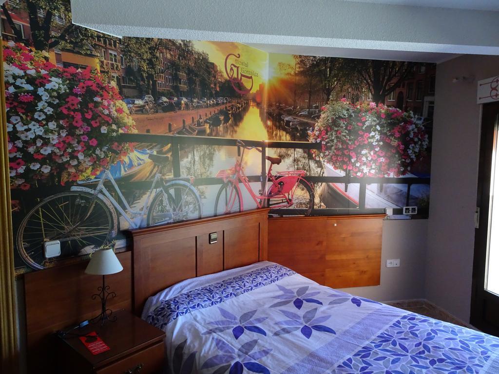 Hostal González Guadarrama Exterior foto